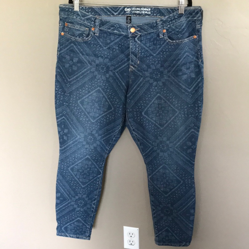 Gap Legging Skimmer Jean
